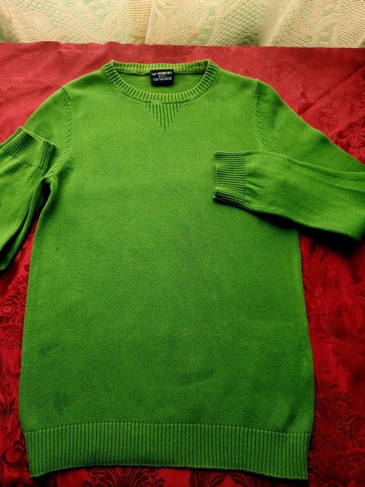 LOT PULOVERE primăvară -Levis Strauss,Waikiki.Baietei 7-8 ani,122-128