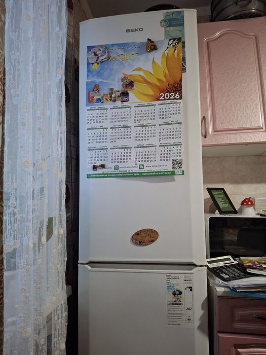 Продам холодильник Веко