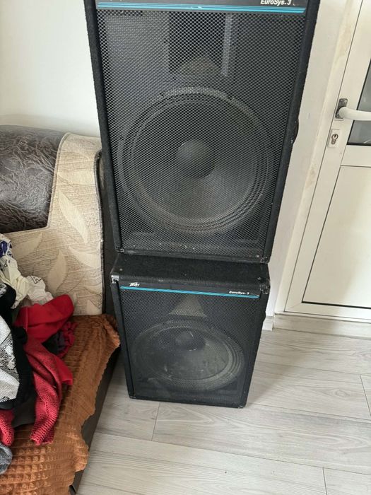 Vând sau schimb cu boxe active sau pasive