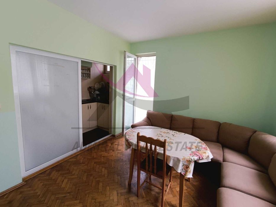 Продава се Тристаен апартамент в Варна, Нептун - 83 кв.м за 3013 €/кв.м - Снимка #1