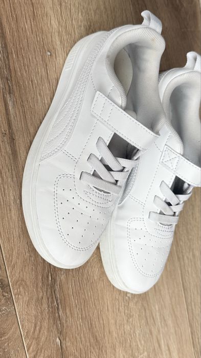 Маратонки Puma бели