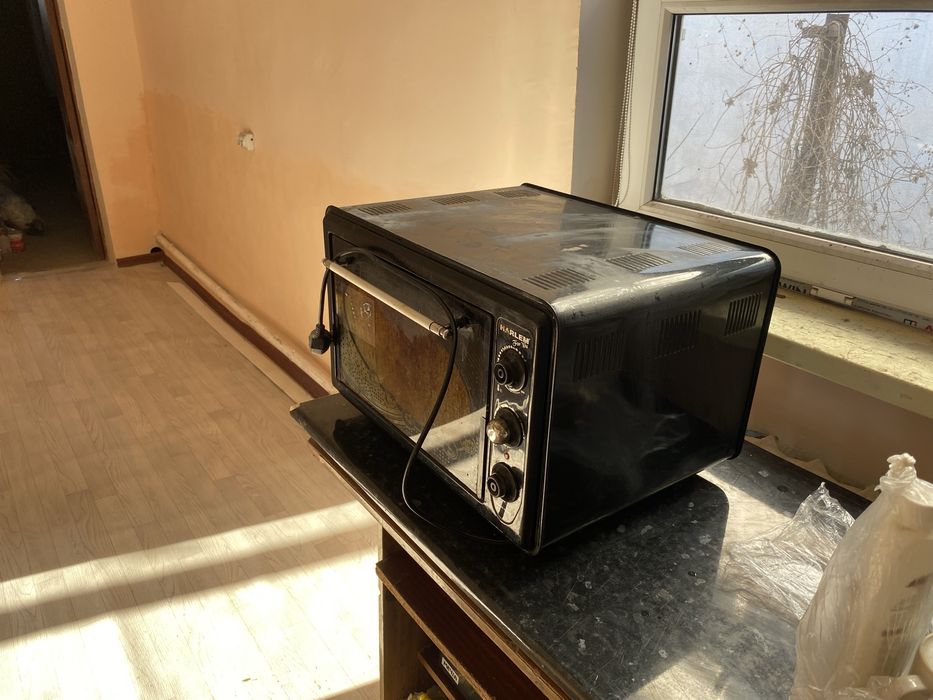 Продам духовка .