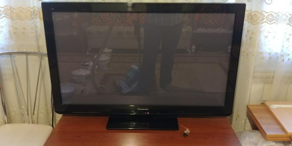 Телевизор Панасоник