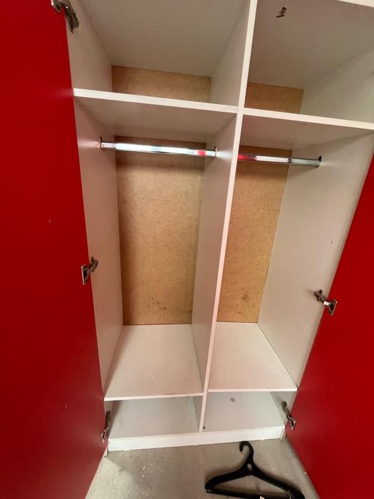 Шкаф және столб