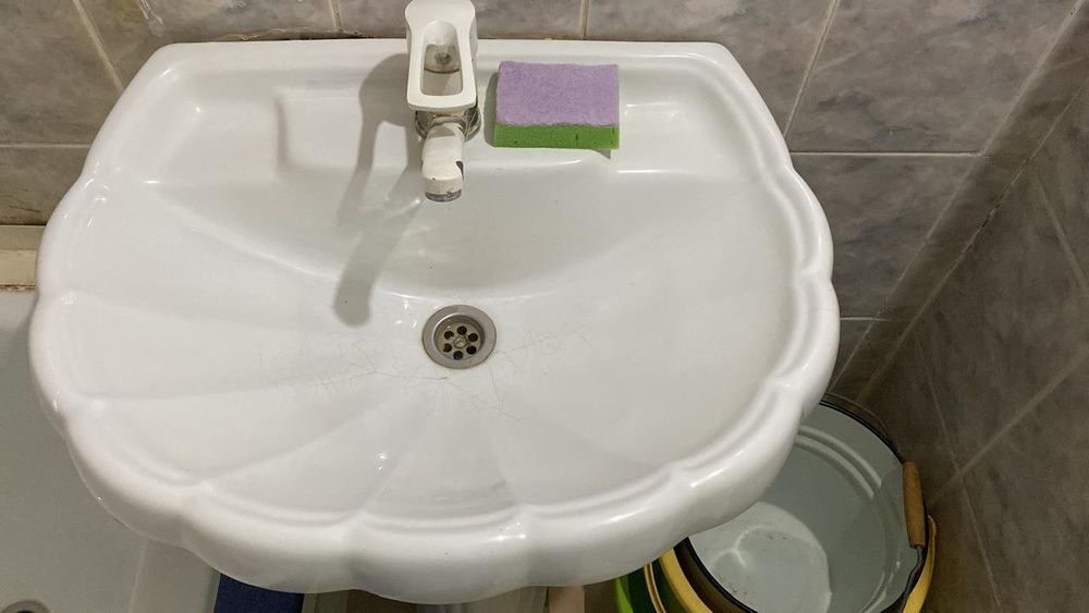 Продам Умывальник тюльпан