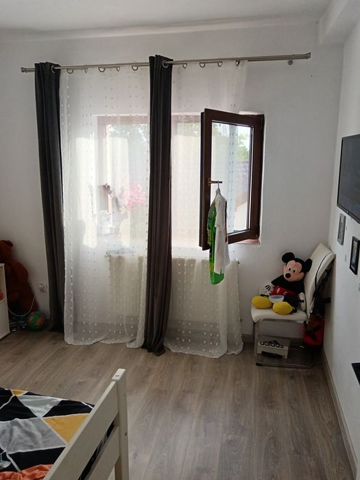 Apartament cu 3 camere