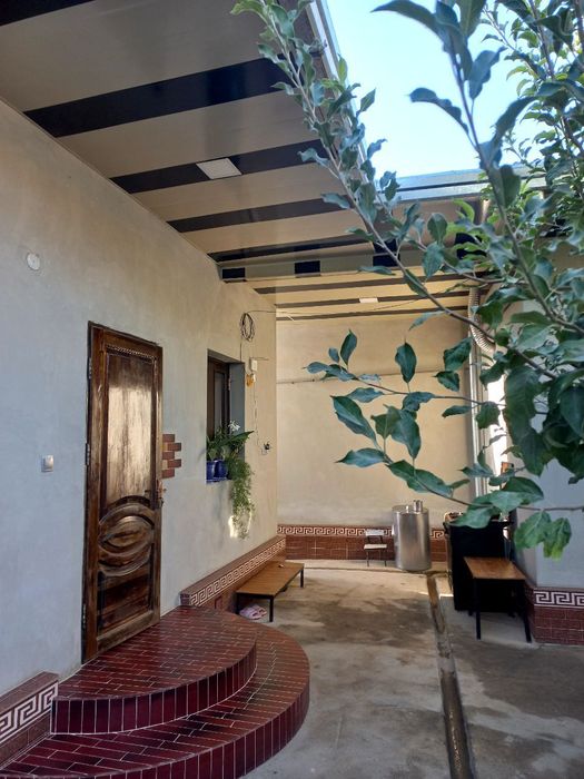 Продаётся дом в пригороде