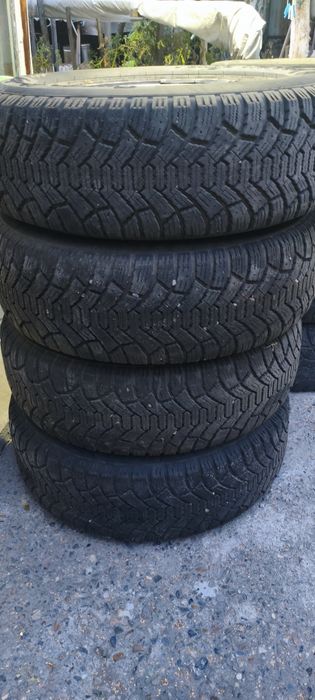 продам зима 235/75 R15