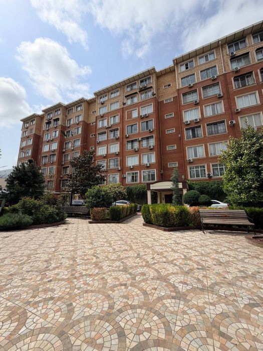 ЖК Габус 4/2/8.