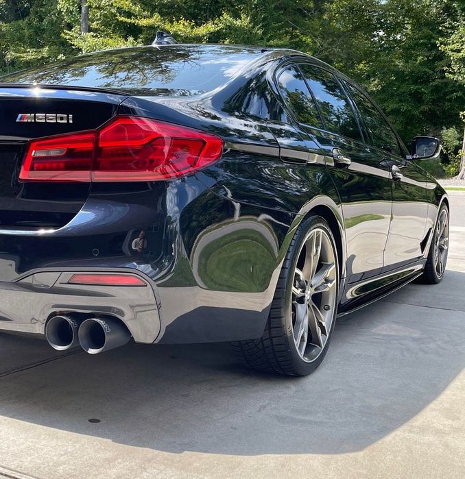 Добавки Прагове BMW БМВ G30 G31 M Performance – Черен Гланц НА СКЛАД!!