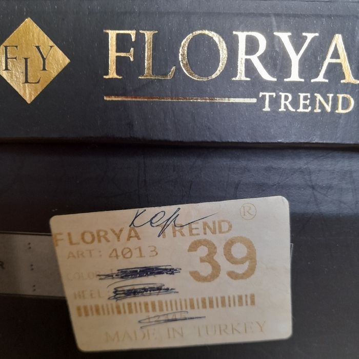 Продам кожаные туфли