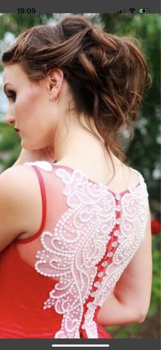 Рокля за Бал