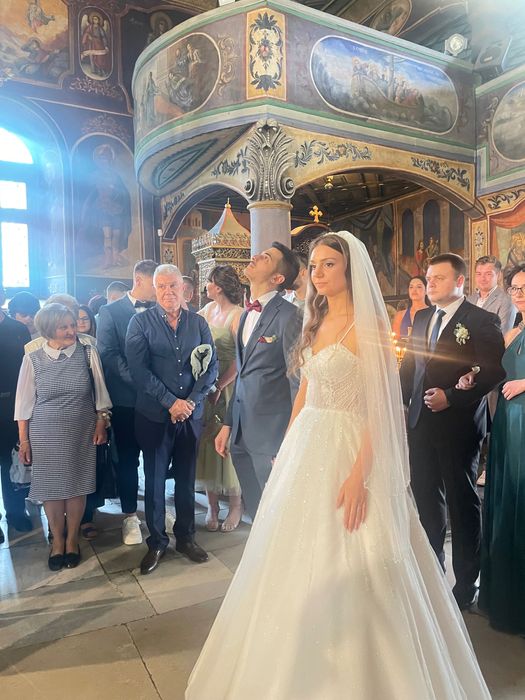 Сватбена рокля с корсет + воал и диадема – размер S/M