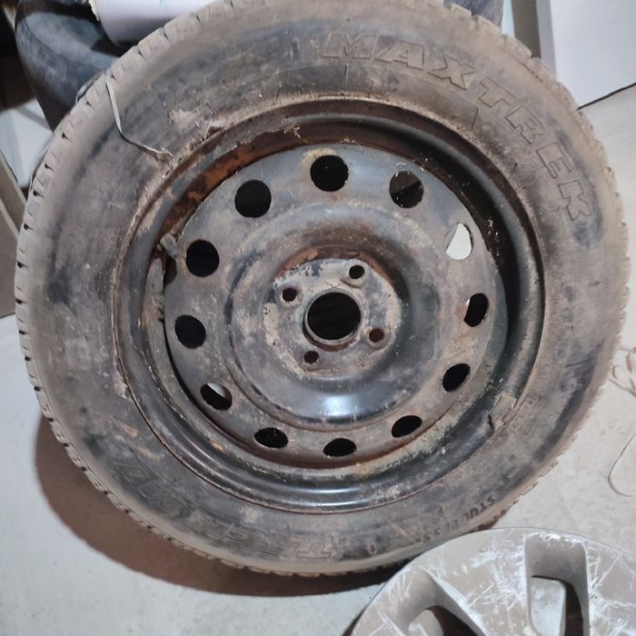 Авто шина зимние