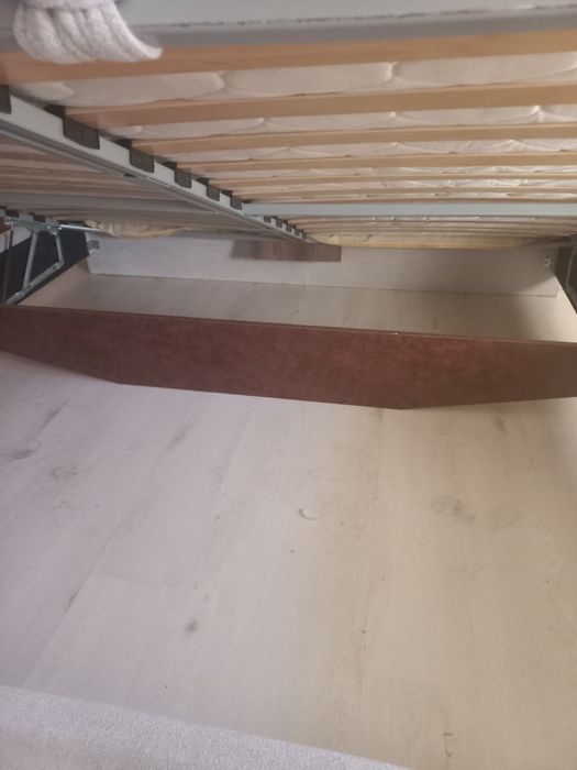 Продам кровать 2х метра