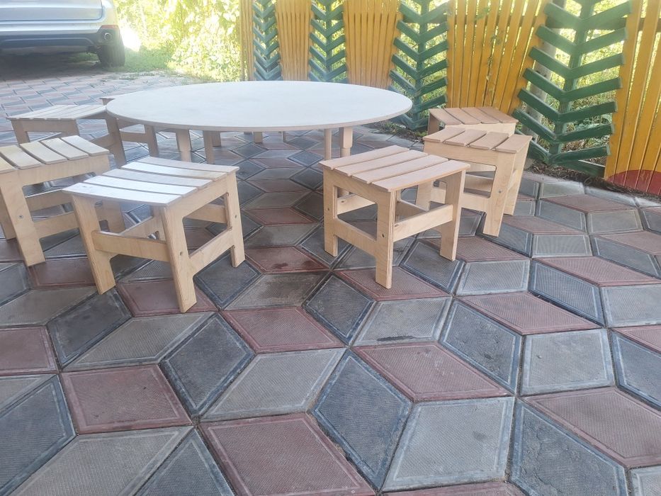 Стол круглый  фанера