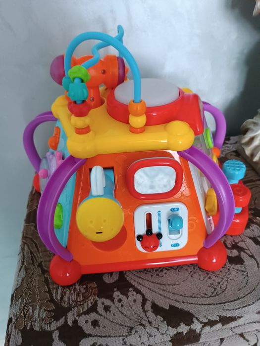 Развивающая игрушка