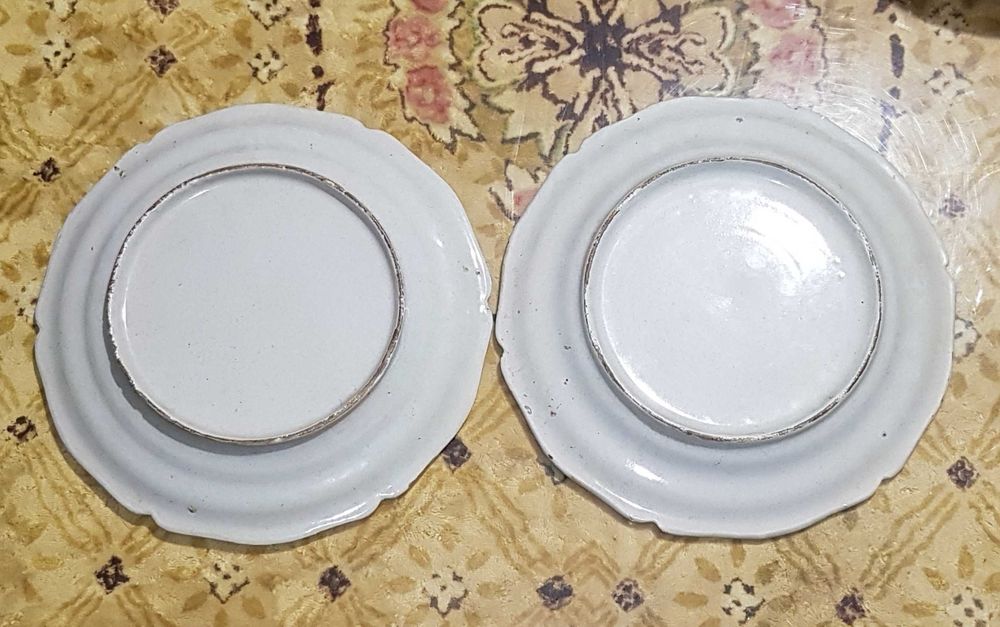 Две старинни  керамични чинии Quimper- Франция