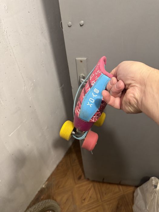 Кънки  шарени 35