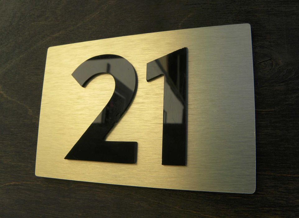 Табели за Хотели и Апартаменти , Надписи Цифри за Врати. Номера Врата