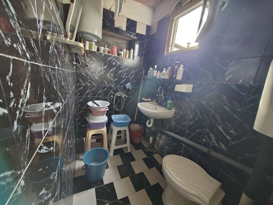 Къща в село Гара Елин Пелин!