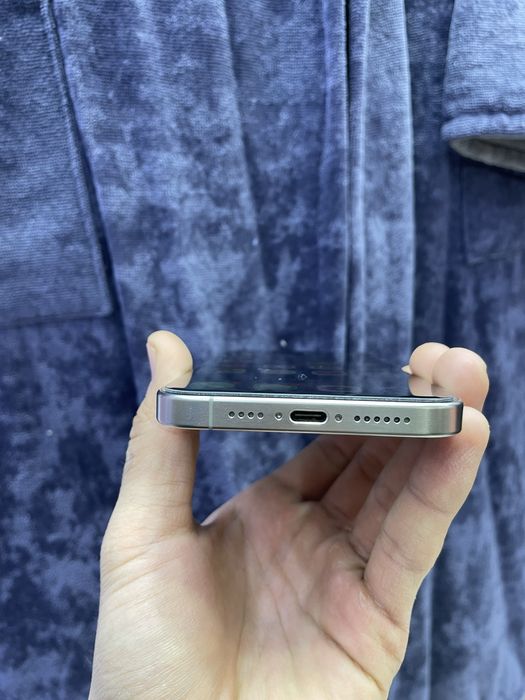 iphone 15 pro max 256gb kar/dok full SROCHNA