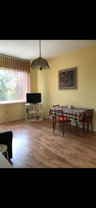 Дава се под наем Тристаен апартамент в Варна, Център - 90 кв.м за 528.36 € - Снимка #3