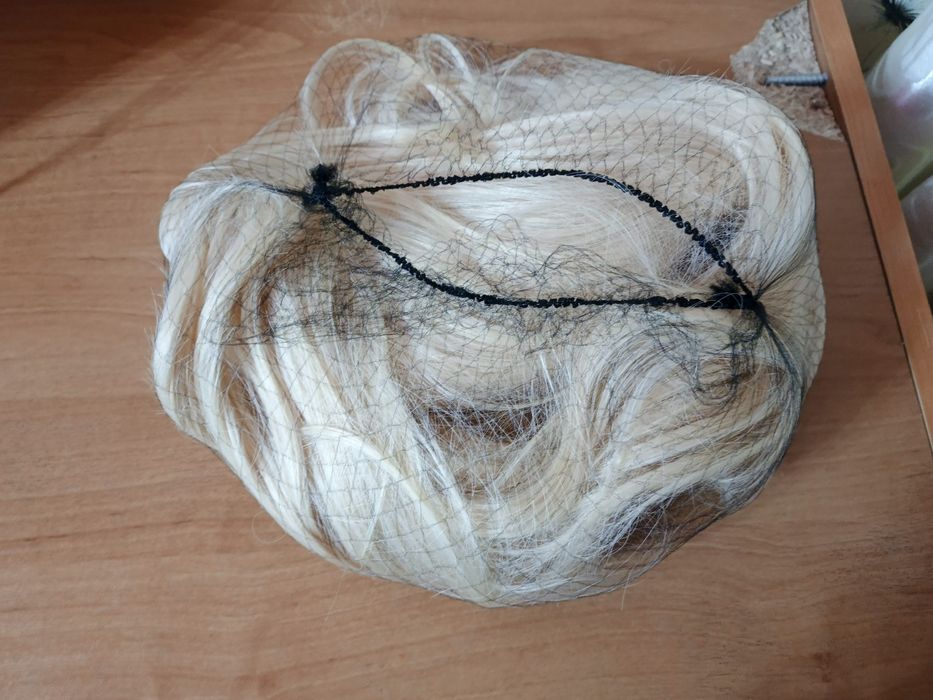 Парик для косплея