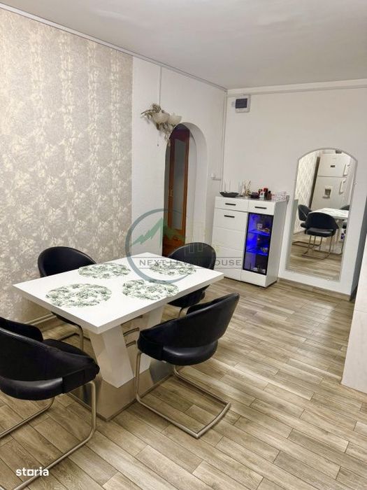 Apartament 3 camere, Judetean - intrare Racadau