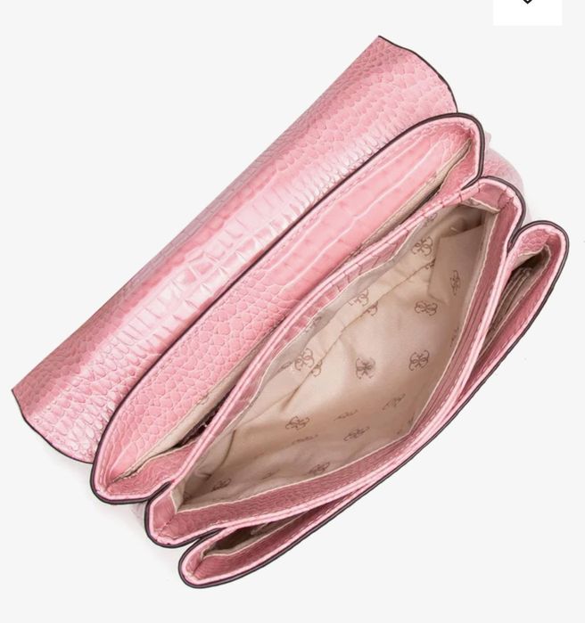 Дамска чанта Guess