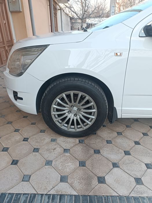 Vossen Diska Balon Sotiladi 215 60 R16 Holati Yaxshi