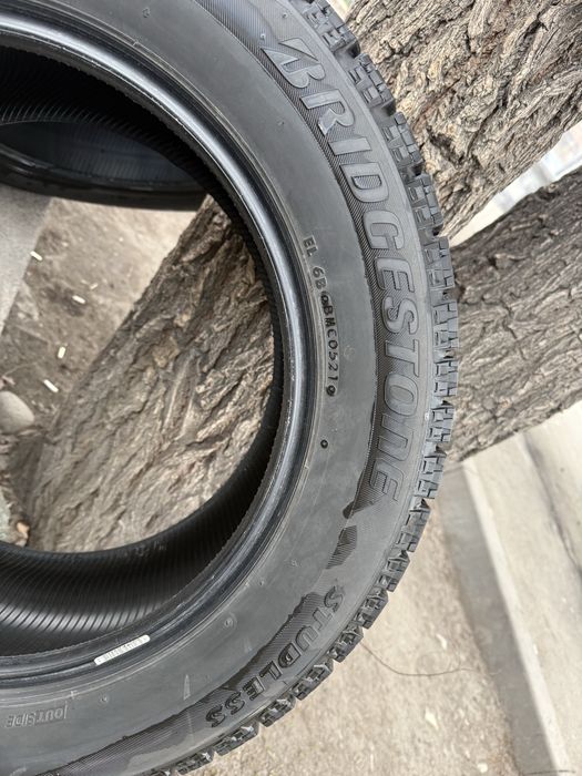 Шины зимние Bridgestone R17