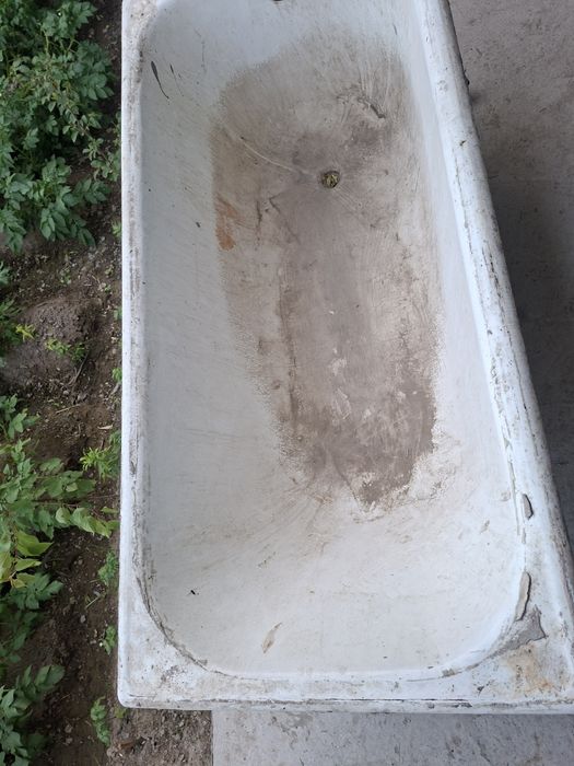 Vanna chugunni sotiladi