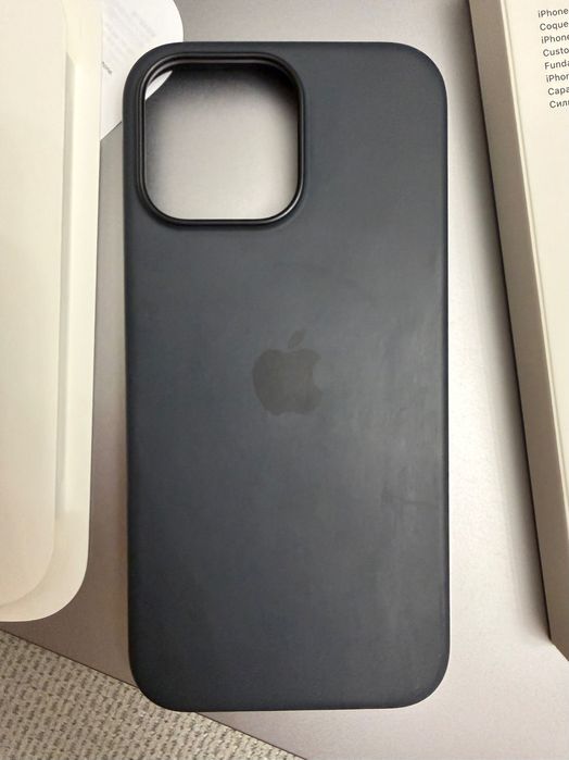 Чехол для iPhone 16 Pro Max