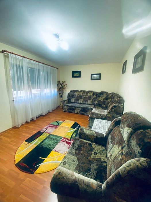 APARTAMENT - 2 camere - CHIRIE - Onesti (250€)
