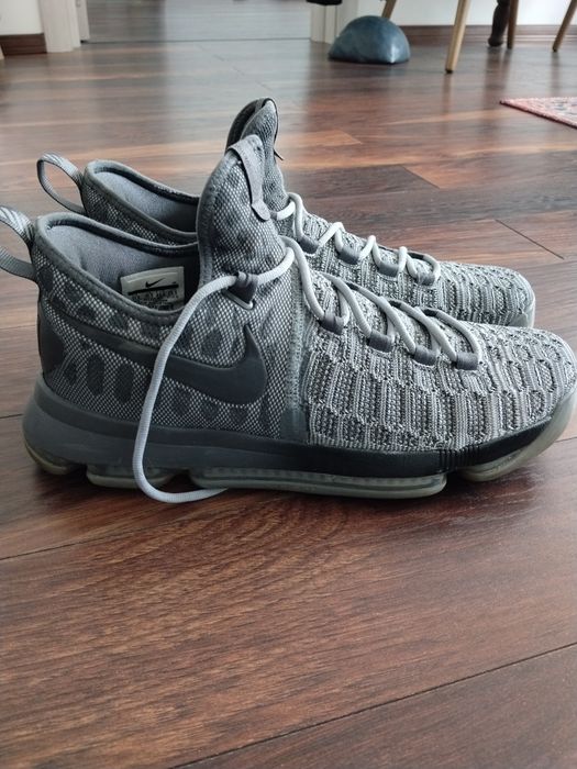 Мъжки обувки намалени по 10 20€