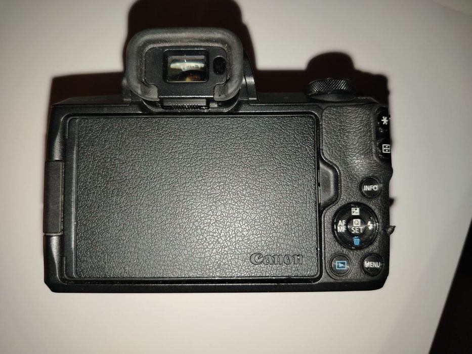 Фотоапарат Canon EOS M50