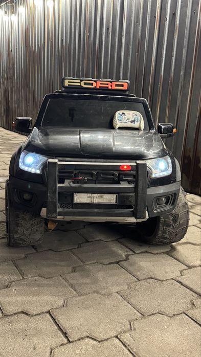 Электромобиль FORD