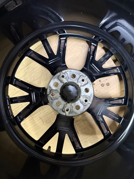 Jante Originale BMW Seria 5 G30, G31 R19 M845 Anv Nexen Vară