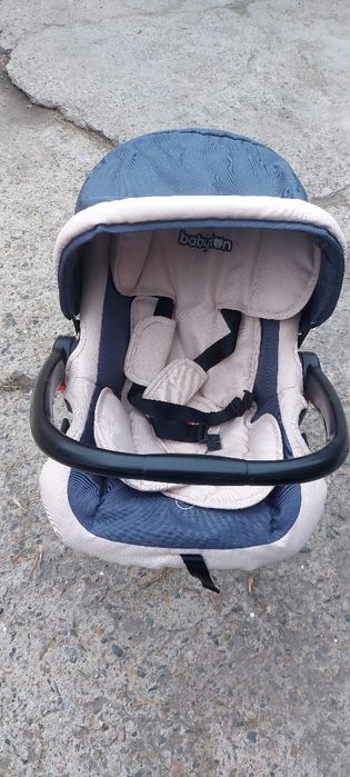 Автолюлька детская