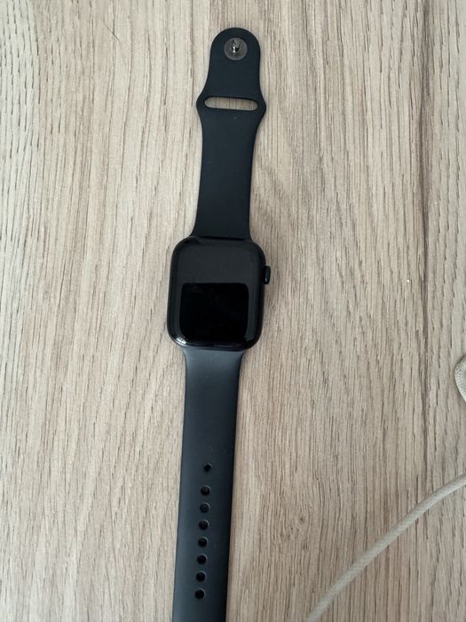 Apple watch series 8