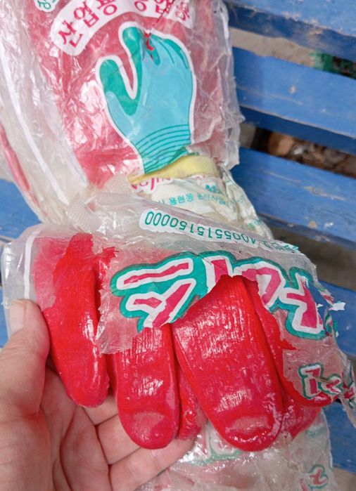 Продам Защитные перчатки