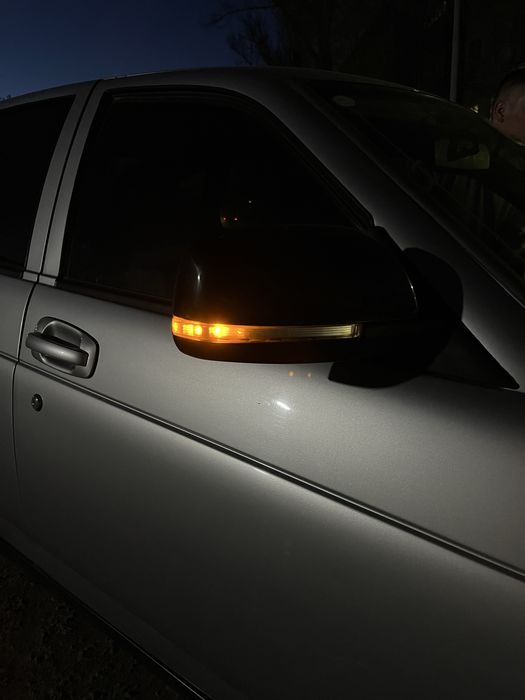 Приора хэтчбек.