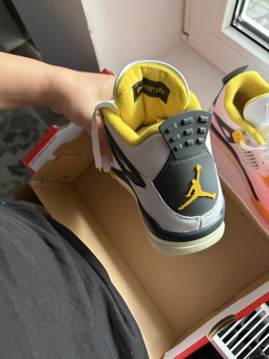 Air Jordan 4 retro Albi