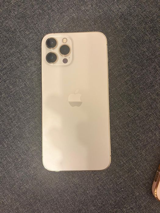 Vand iPhone 12 Pro Max