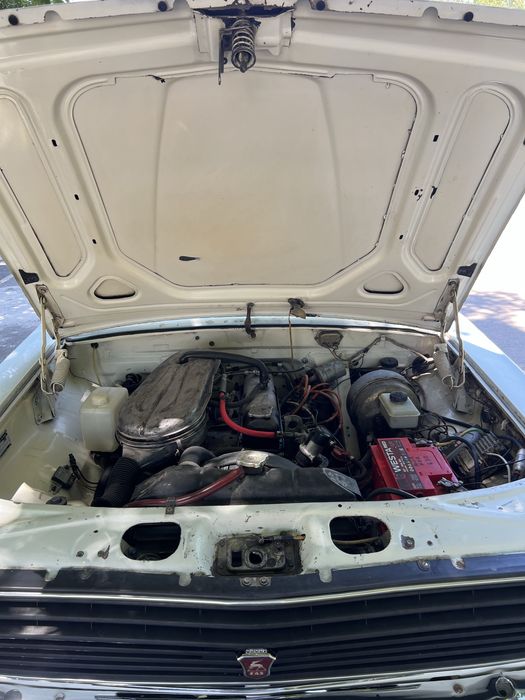Volga 2410 sotladi