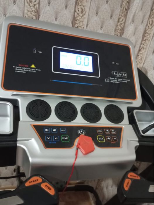 Продам беговую дорожку