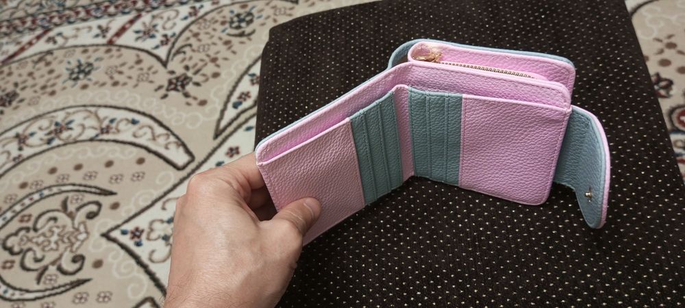 Продам новый - женский Кошелёк