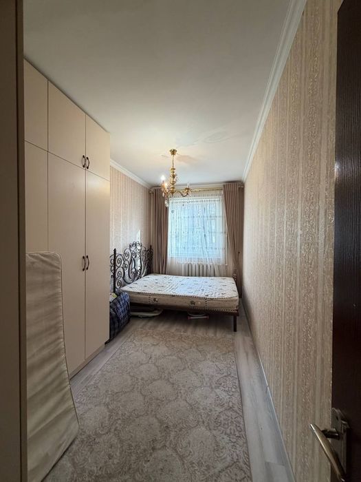 Продам чиланзар 2.  Двух комнатная.  163 школа