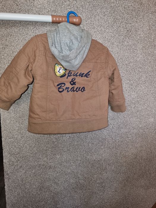 Куртка на мальчика- ветровка.